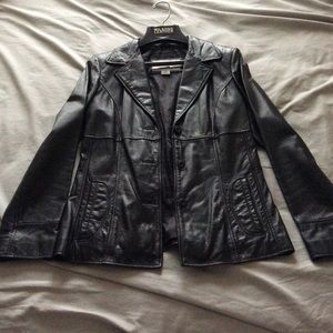 Wilsons women’s leather jacket